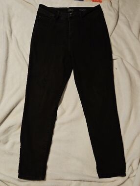Women's Black Skinny High-Rise Jeans
